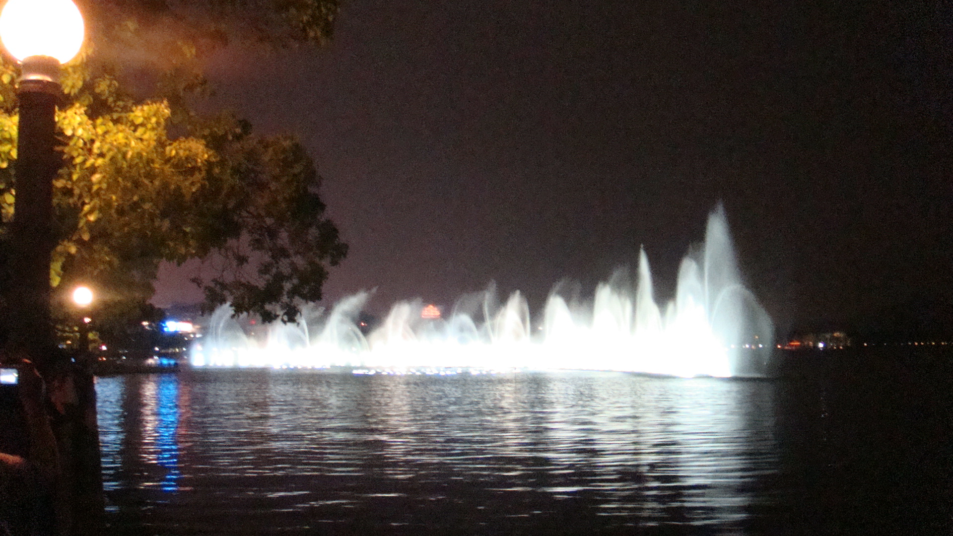 2009-4-23 20-06-27_0228.JPG